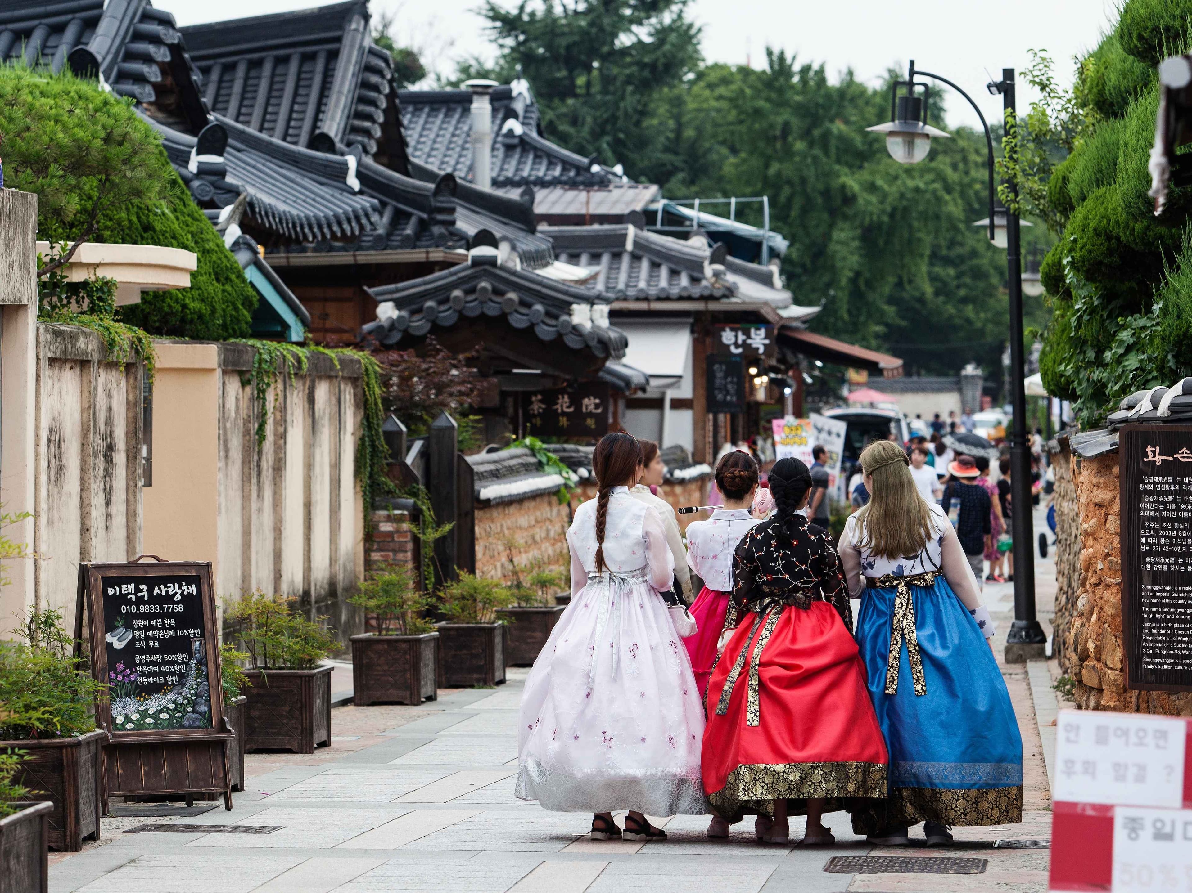 A Journey to Discover the True Taste of Korea in Jeonju ☘️ 